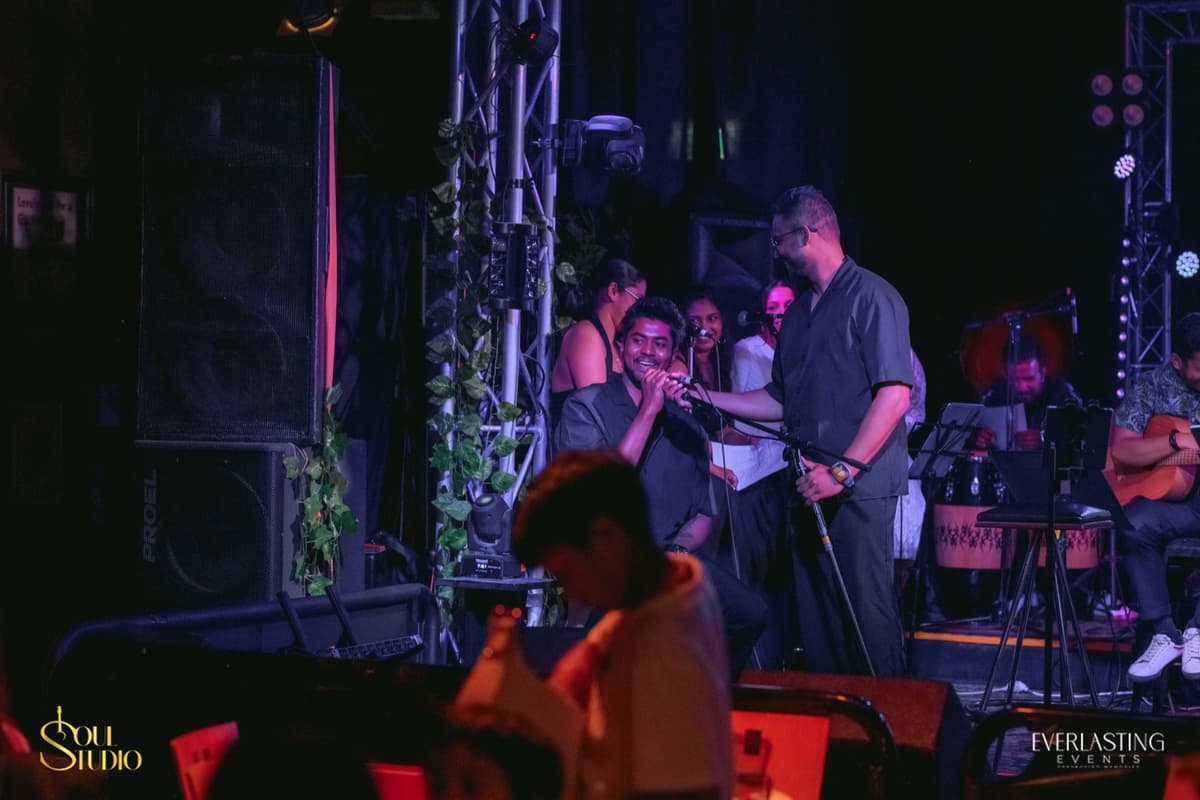 Soul Studio — live vocals and band